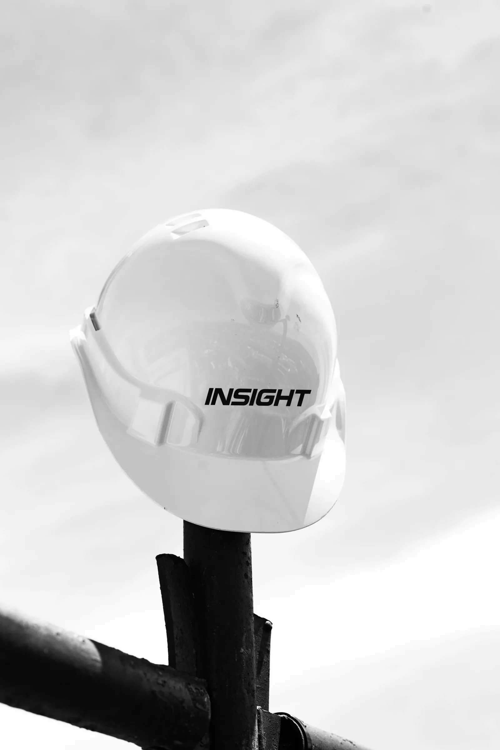 Insight — brand by LÉONCAPRI