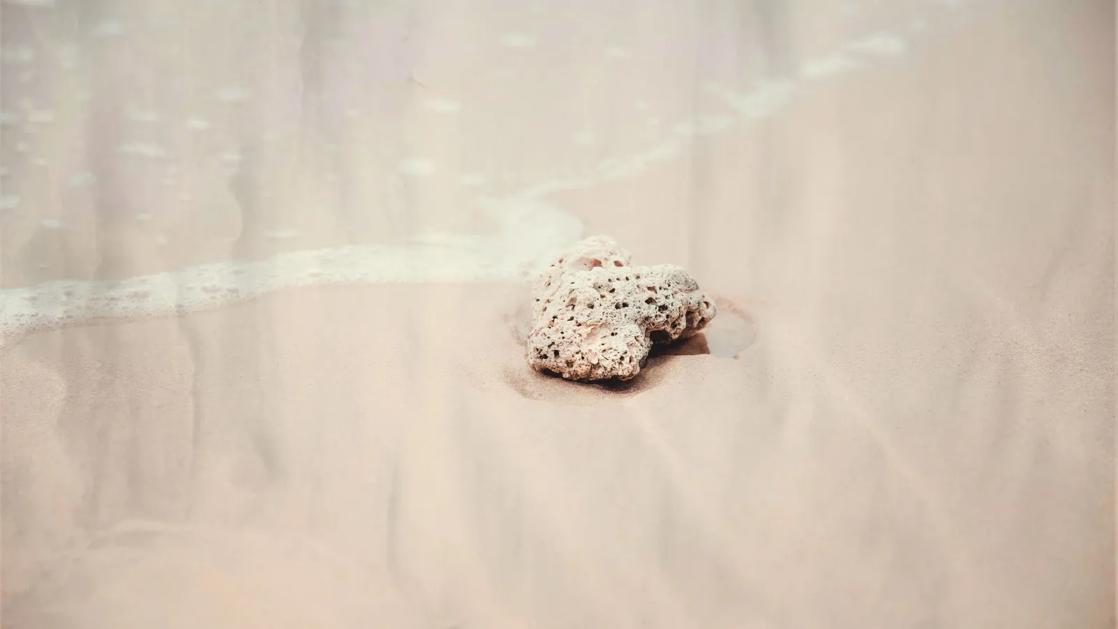 Luna — Huskisson