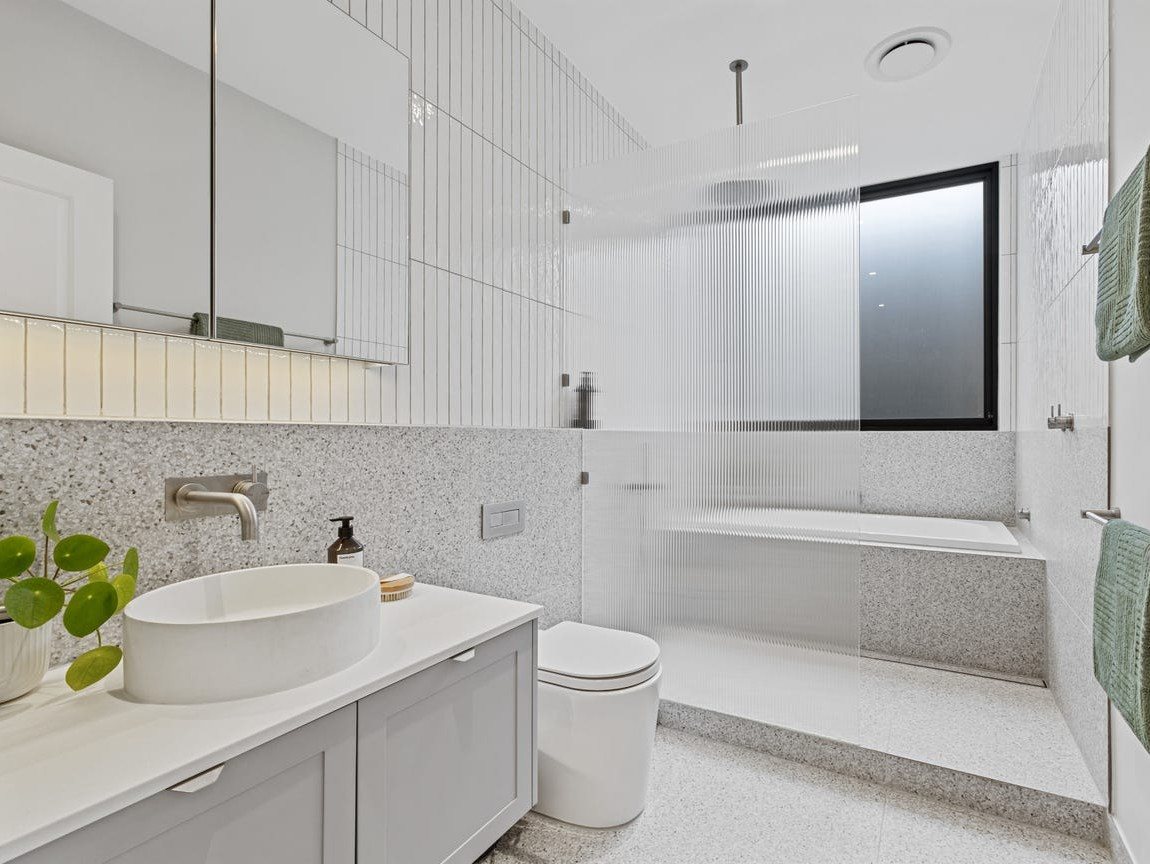 Main bathroom