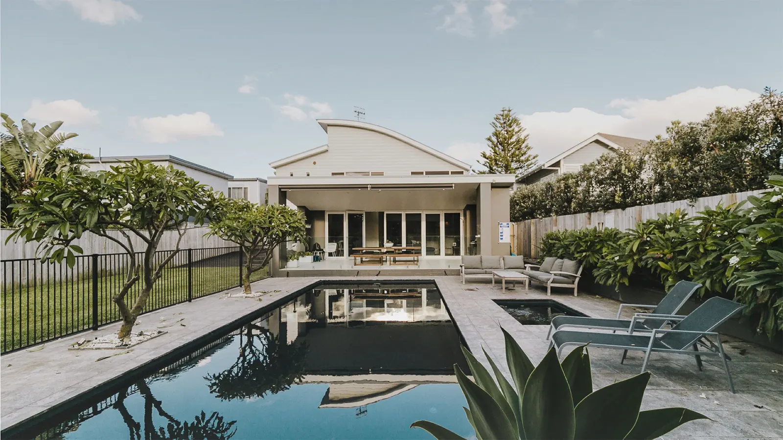 Sundara Beach House, Gerringong